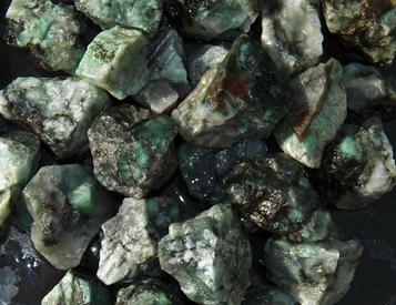 Emerald, Brazil, Columbia, tumbling rock, rough, stones, gemstones, crystals, lapidary