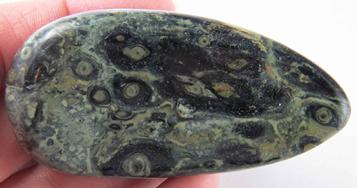 massage wand, kambaba jasper, crocodile, crystal, grounding stone, madagascar, india